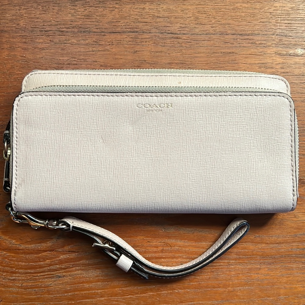 Coach dusty pink leather wristlet